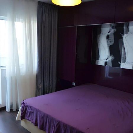 Apartament Confort Panu Apartman Bukarest Kültér fotó