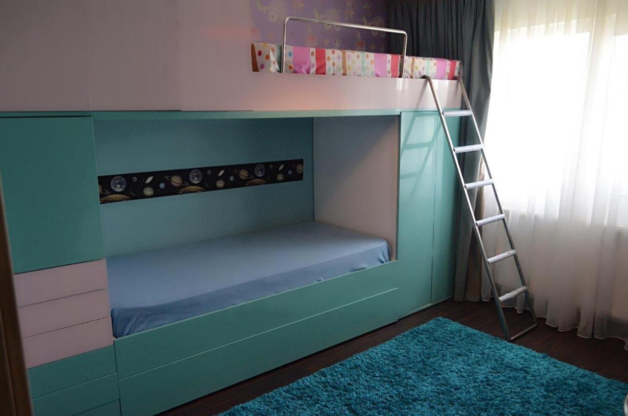 Apartament Confort Panu Apartman Bukarest Kültér fotó