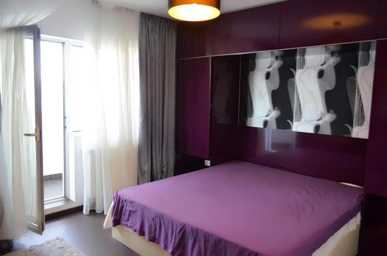 Apartament Confort Panu Apartman Bukarest Kültér fotó